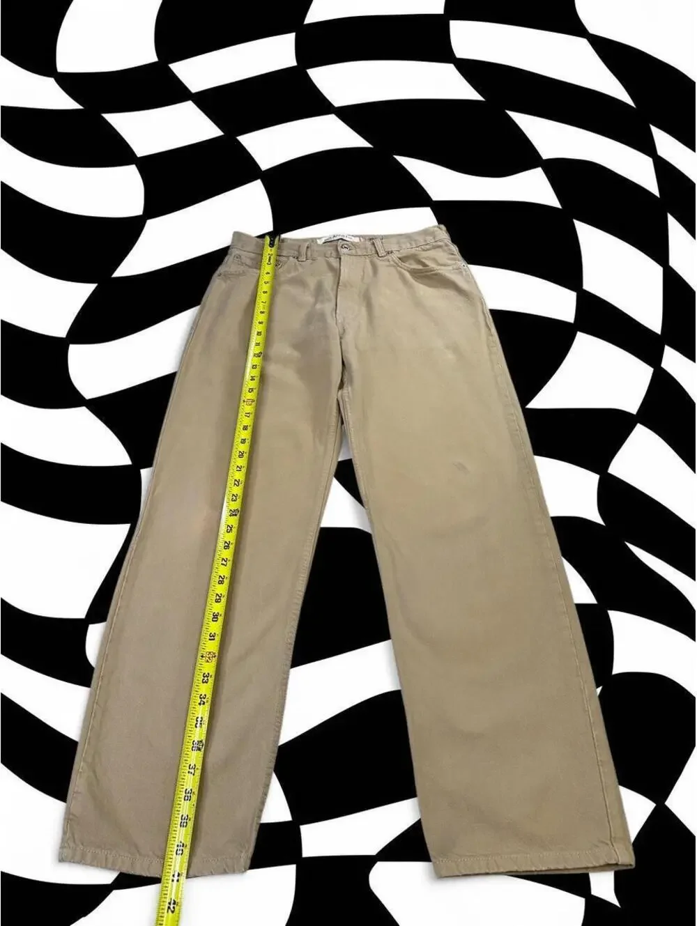Levi's 550 tan pants